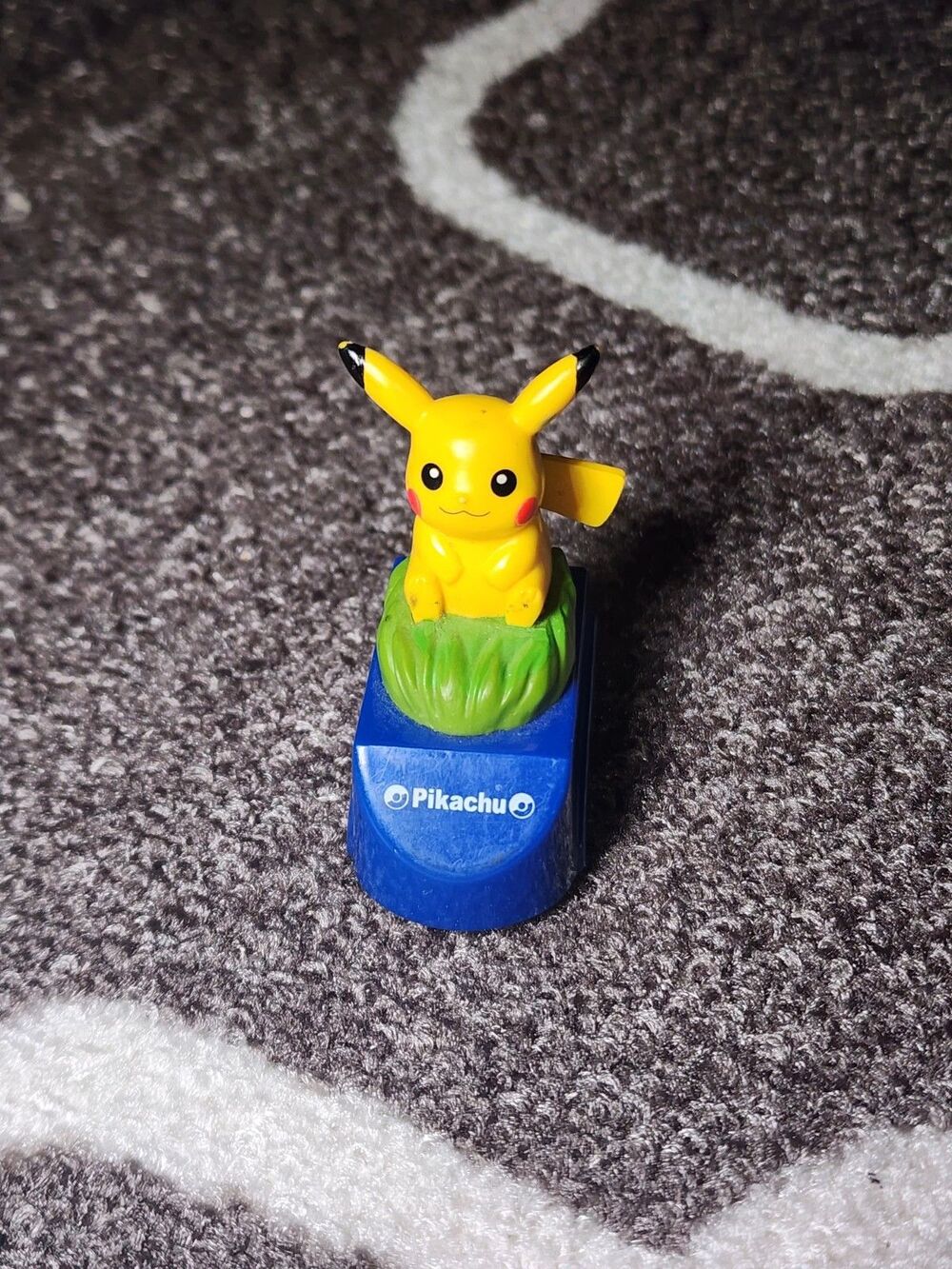 Pokemon Choro-Q "Pikachu" 7-Eleven Limited Japan Pull-back Mini Car Rare